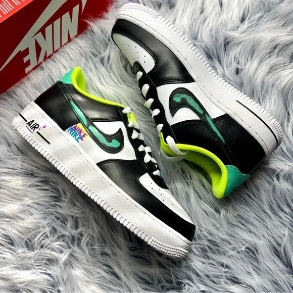 Nike Air Force 1 LV8 - Picture 1 of 5